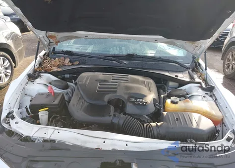 2014 Chrysler 300 300S из США, поврежденный, VIN 2C3CCABGXEH148197